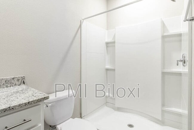 Building Photo - 1208 Carraway Cv