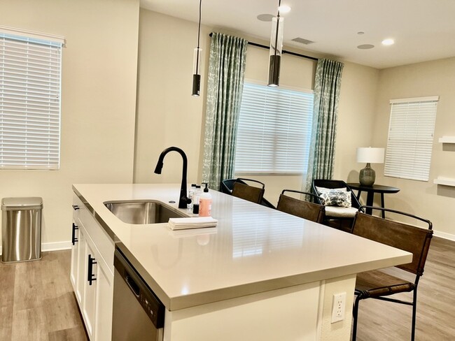 Building Photo - Brand New Custom MODEL 3 Bedroom 2.5 bath ...