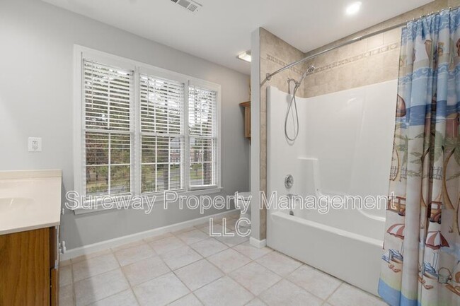 Building Photo - 1 Sweet Gum Ct