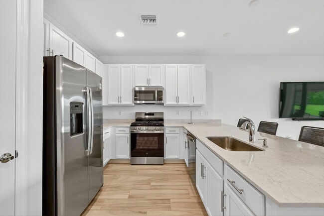 Building Photo - 12489 SW Emerald Estuary Ter