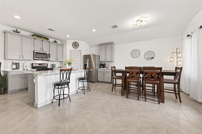 Building Photo - 29422 Paytons Park Ct