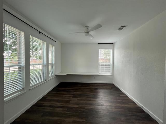 Building Photo - 741 Willow Crest Dr