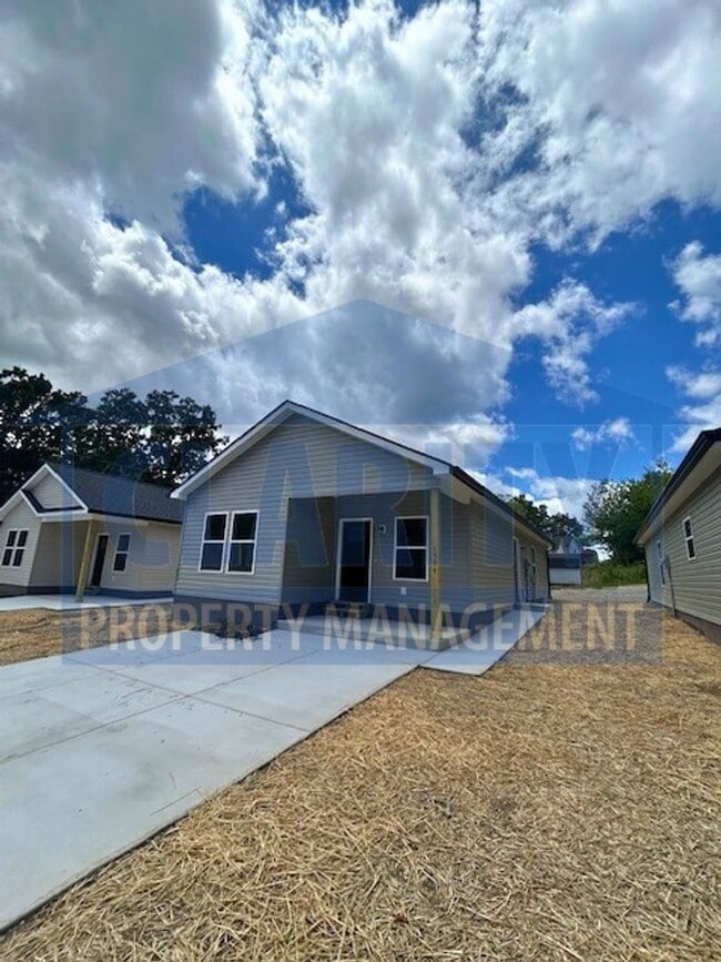 Building Photo - ***Coming soon!!***