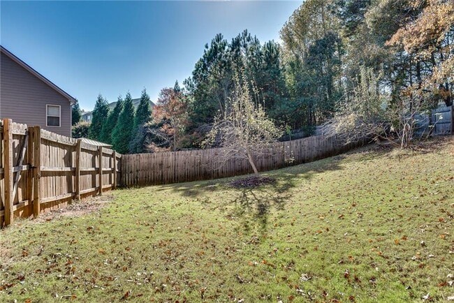 Building Photo - 270 Woods Creek Dr