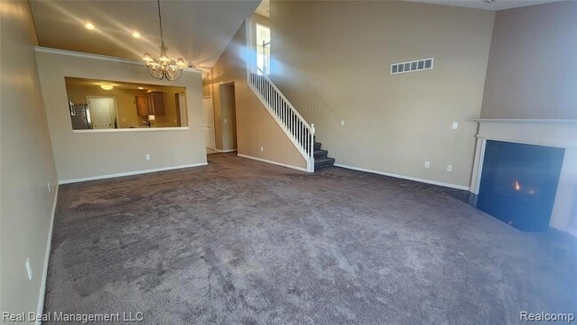 Building Photo - 6146 Lone Oak Cir