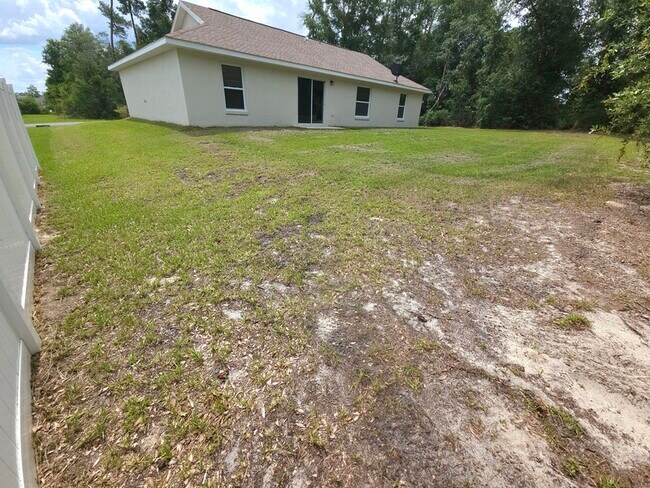 Building Photo - 13775 SW 43rd Cir