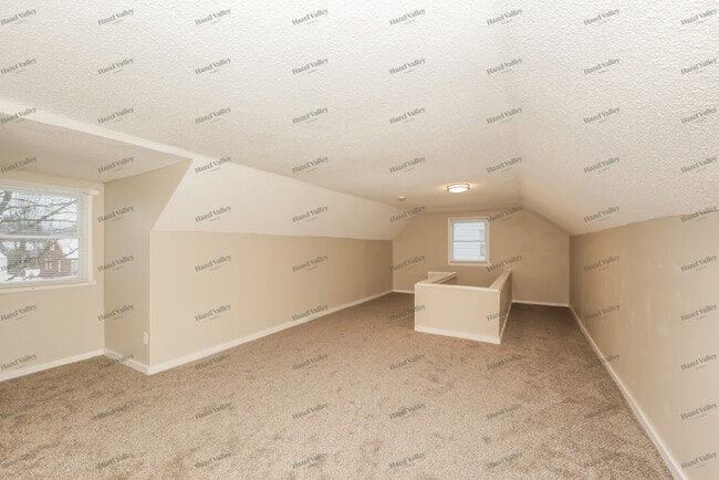 Building Photo - 3788 Lee Heights Blvd