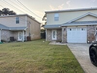 Building Photo - 2127 Tom St