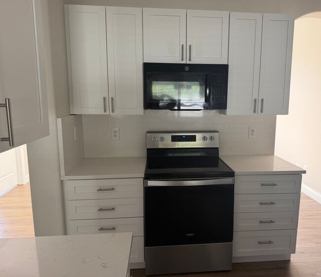 Building Photo - Palm Coast R-Section 3 bedroom 2 bath