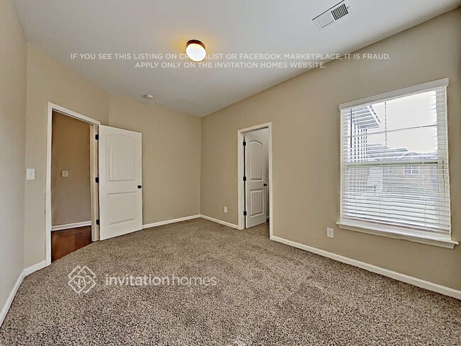 Building Photo - 4725 Roseman Trail