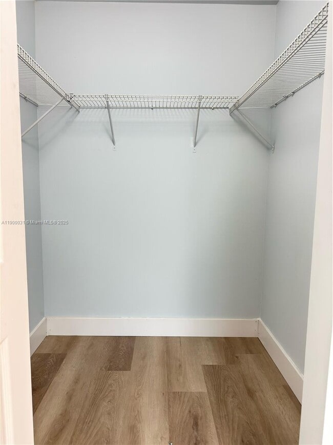 Building Photo - 1930 SW 2nd St