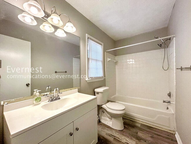 Building Photo - 295 E Burns Ct SW