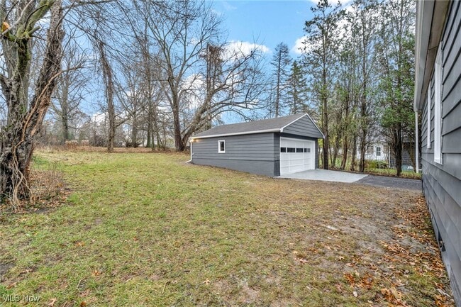 Building Photo - 12931 Fruitside Rd