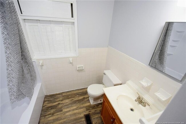 Building Photo - 809 Minurva Ct