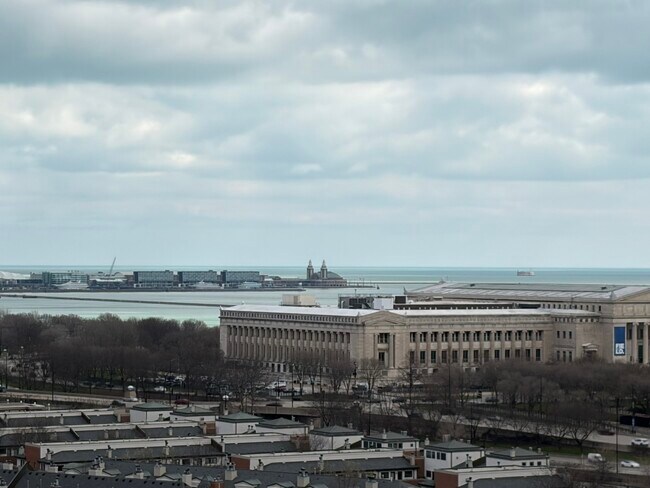 Building Photo - 1600 S Indiana Ave