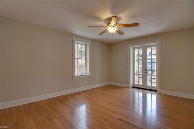 Building Photo - Ghent