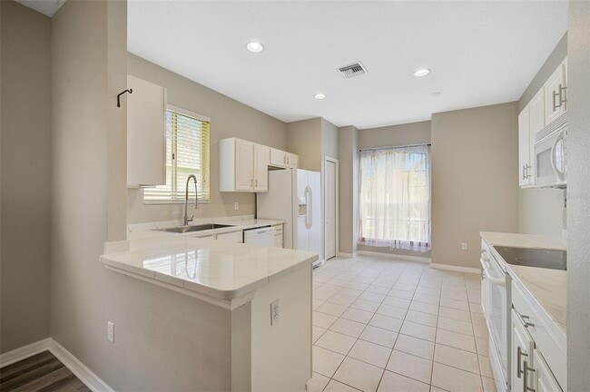 Building Photo - 8930 Founders Cir