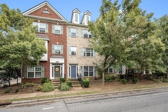 Building Photo - 2118 Middle Tennessee Blvd