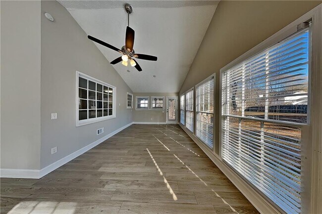 Building Photo - 4139 Westchester Crossing NE