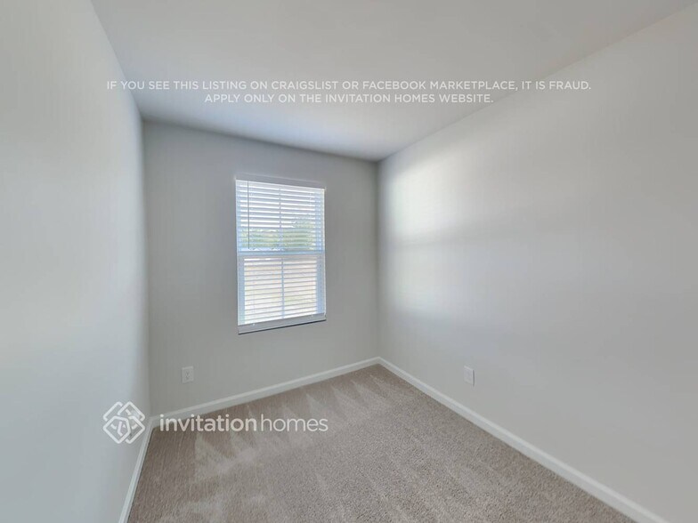 Building Photo - 3015 Bouquet St