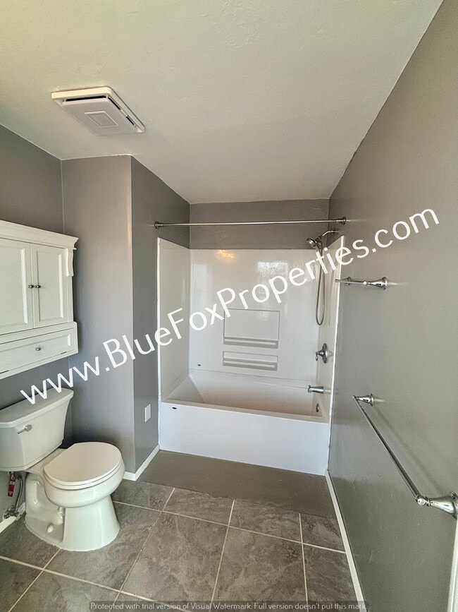 Building Photo - 13303 E Almond Crest Dr