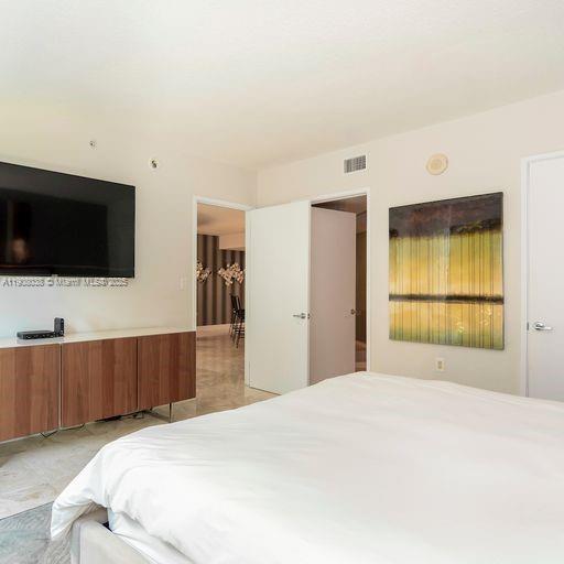 Building Photo - 200 Sunny Isles Blvd