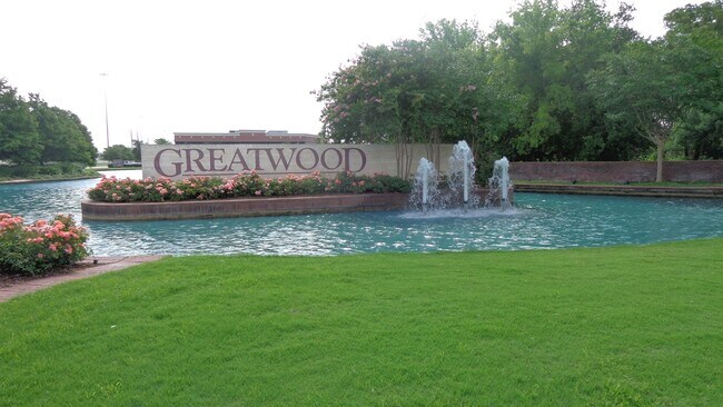 Building Photo - 2015 Grand Terrace