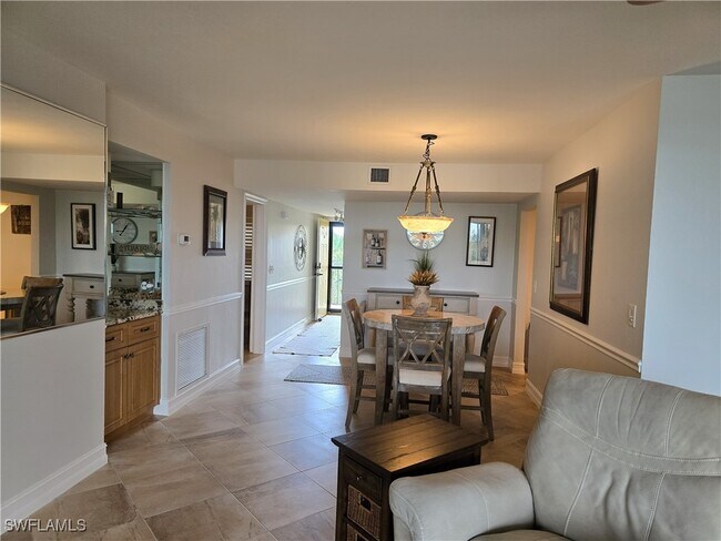 Building Photo - 7119 Lakeridge View Court