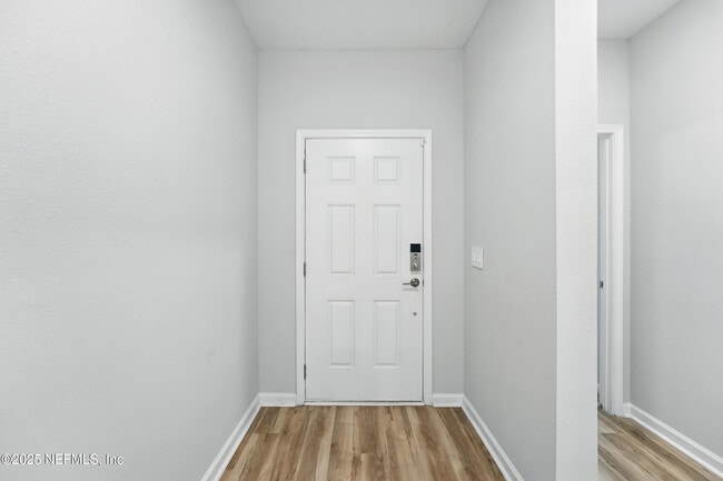 Building Photo - 14656 Macadamia Ln