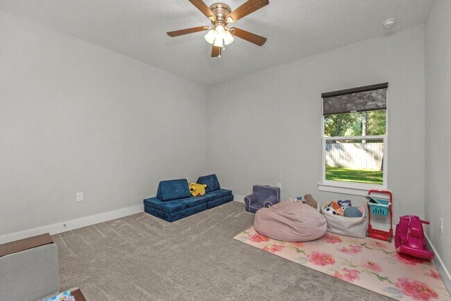 Building Photo - 2800 Ram Ln