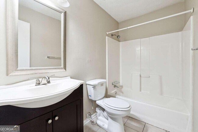 Building Photo - 4326 Dogwood Farms Dr