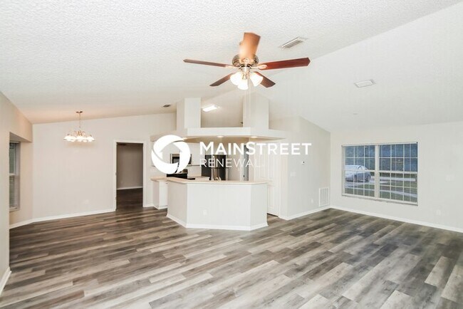 Building Photo - 3 Bedroom Pet-Friendly Home in VERO BEACH,...