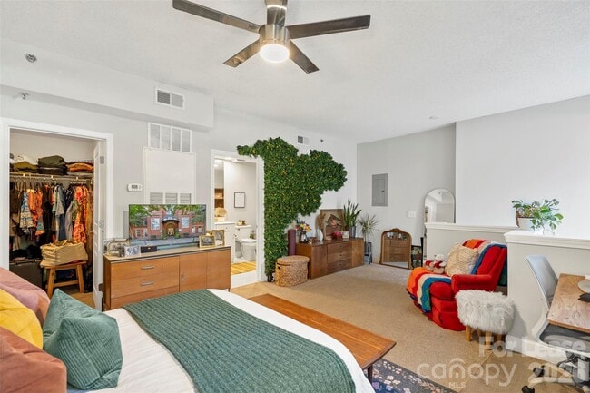 Building Photo - 1320 Fillmore Ave