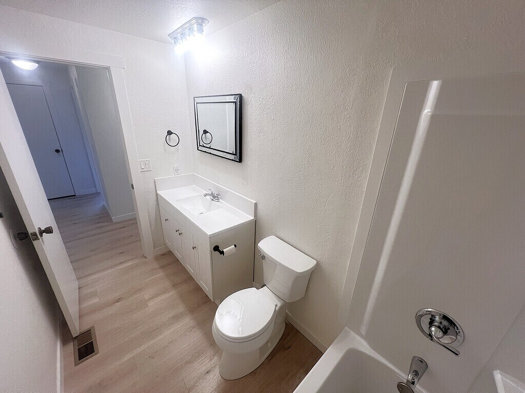 Building Photo - 2004 S Leadville Ave