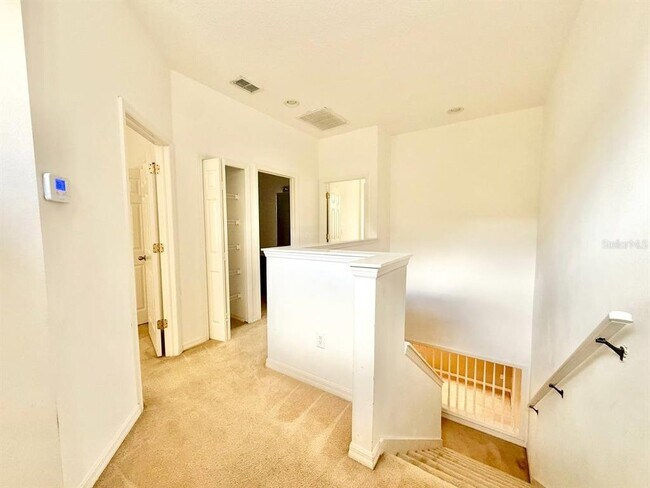Building Photo - 8173 Stone View Dr