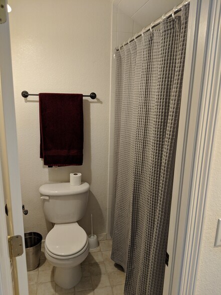 Building Photo - 4545 S. Monaco St. Unit 127