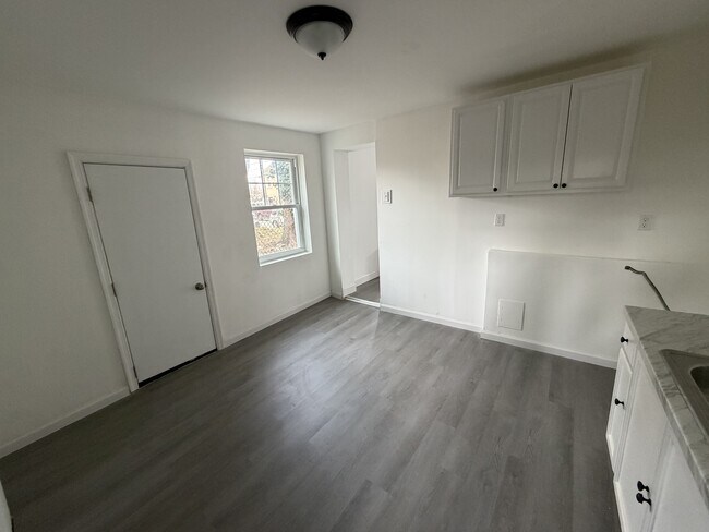 Building Photo - 4148 Orchard St