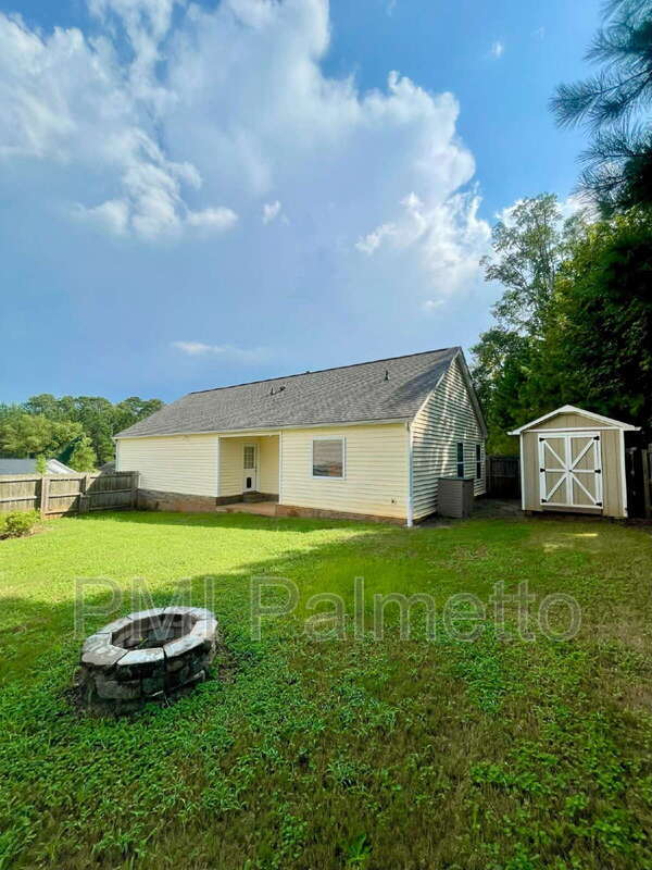 Building Photo - 229 St Andrews Pl Dr
