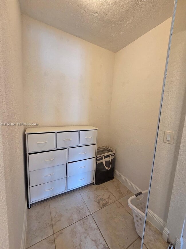 Building Photo - 7401 SW 82nd St