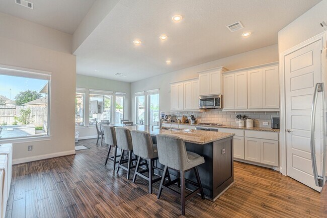 Building Photo - 25403 Angelwood Springs Ln