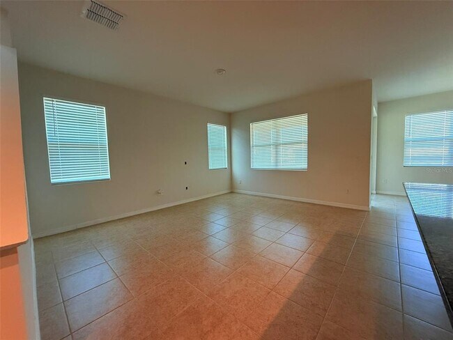 Building Photo - 1705 Felicity Ln