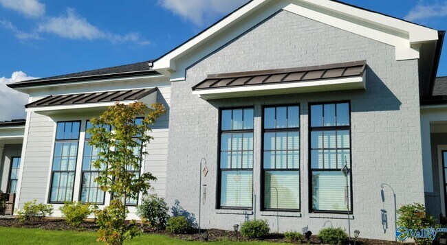 Building Photo - 110 Moss Brk Ln