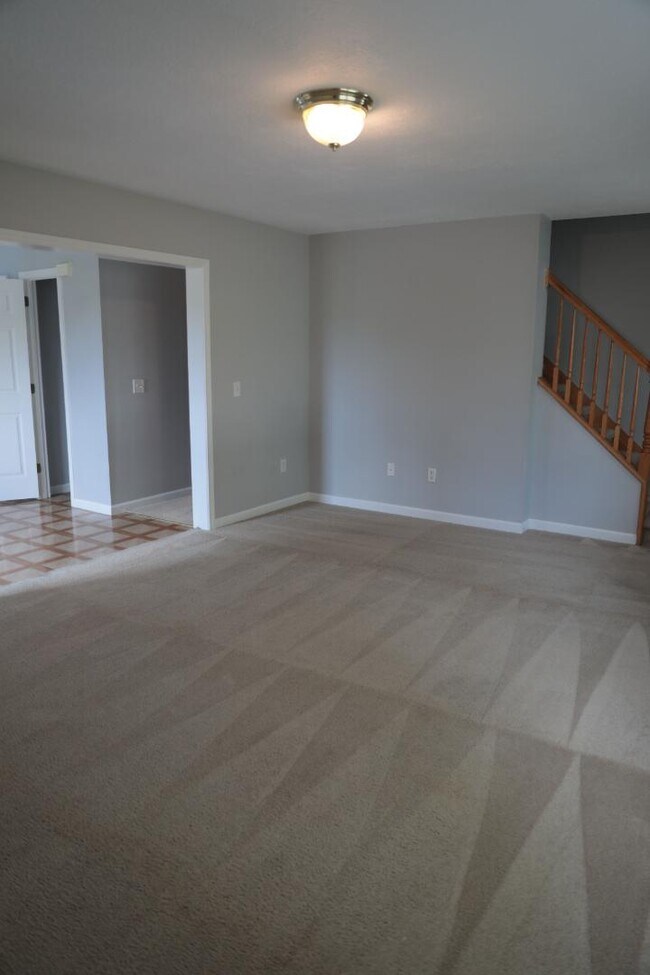 Building Photo - 3324-3342 Yellow Sulphur Road