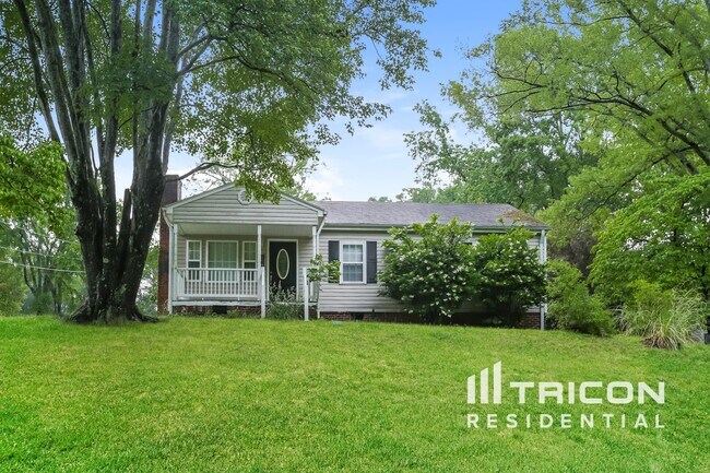 Primary Photo - 158 Shamrock St NE