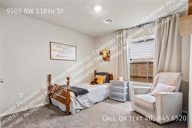 Building Photo - 9509 NW 118th St