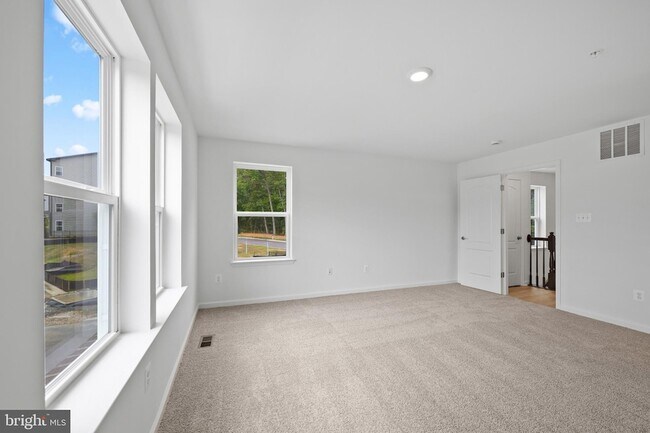 Building Photo - 9942 -A Count Fleet Cres