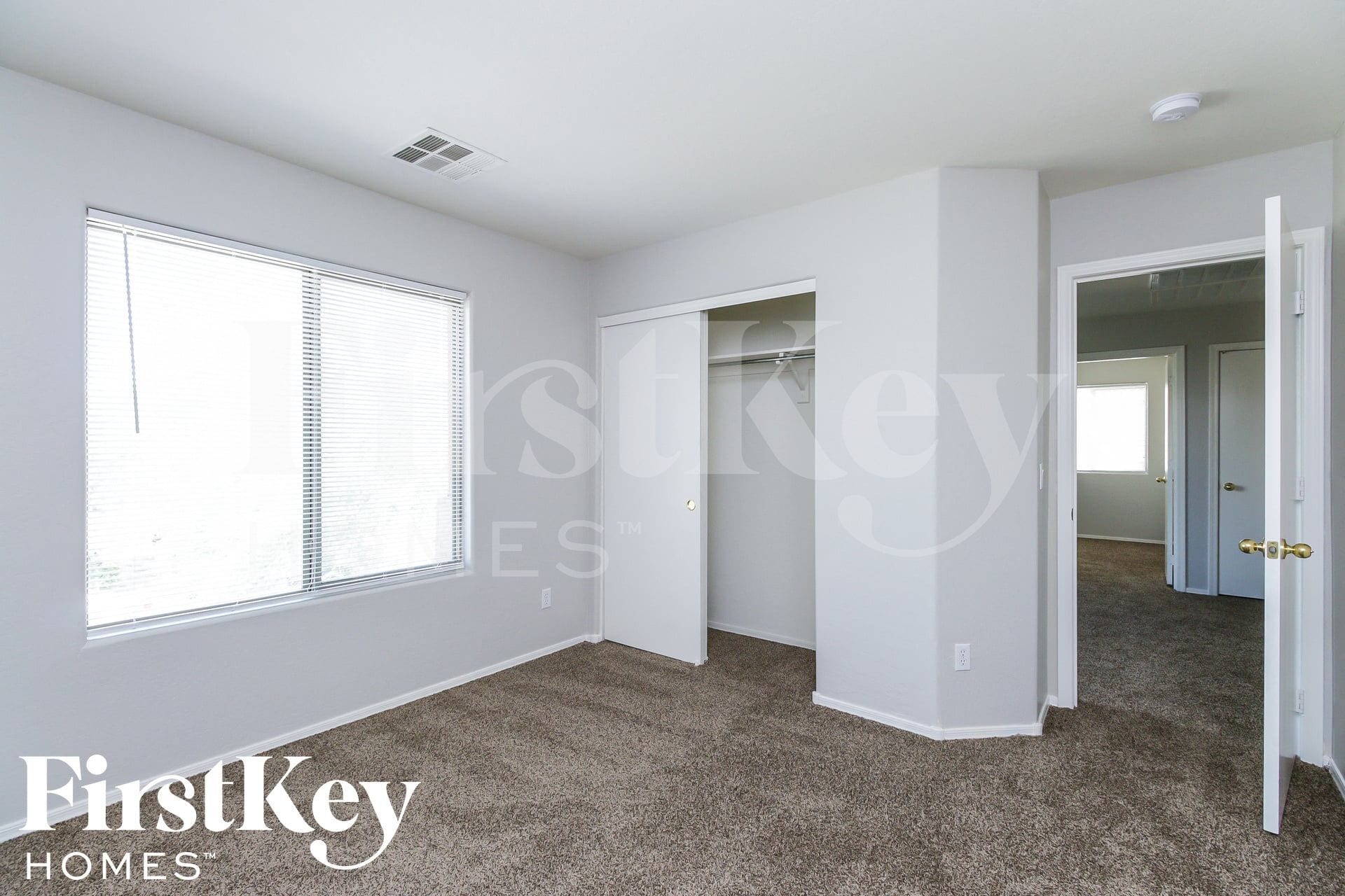 Building Photo - 2913 W Gold Dust Ave