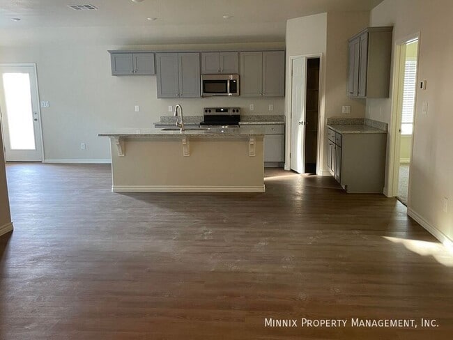 Building Photo - 1317 Bajada St