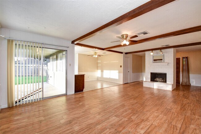 Building Photo - 9510 Huntington Way Dr