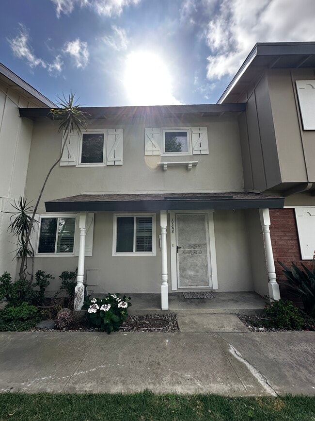 Building Photo - 19858 Leighton Ln